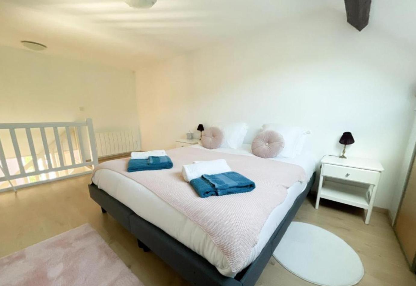 Bed and breakfast La Ferme Du Bois De Plottes Extérieur photo
